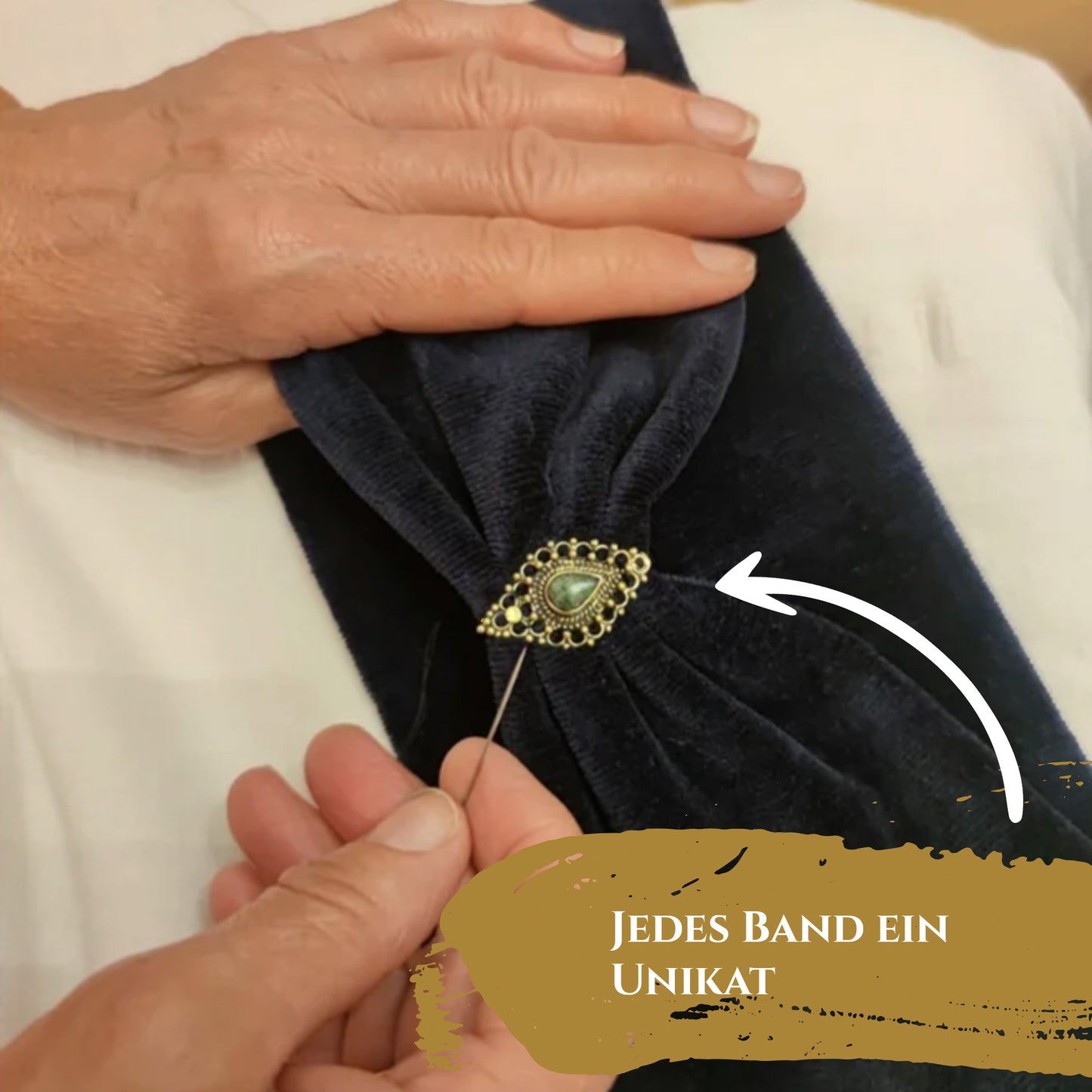 Strong Women Cord Haarband Khaki - mit Edelsteinen verziert