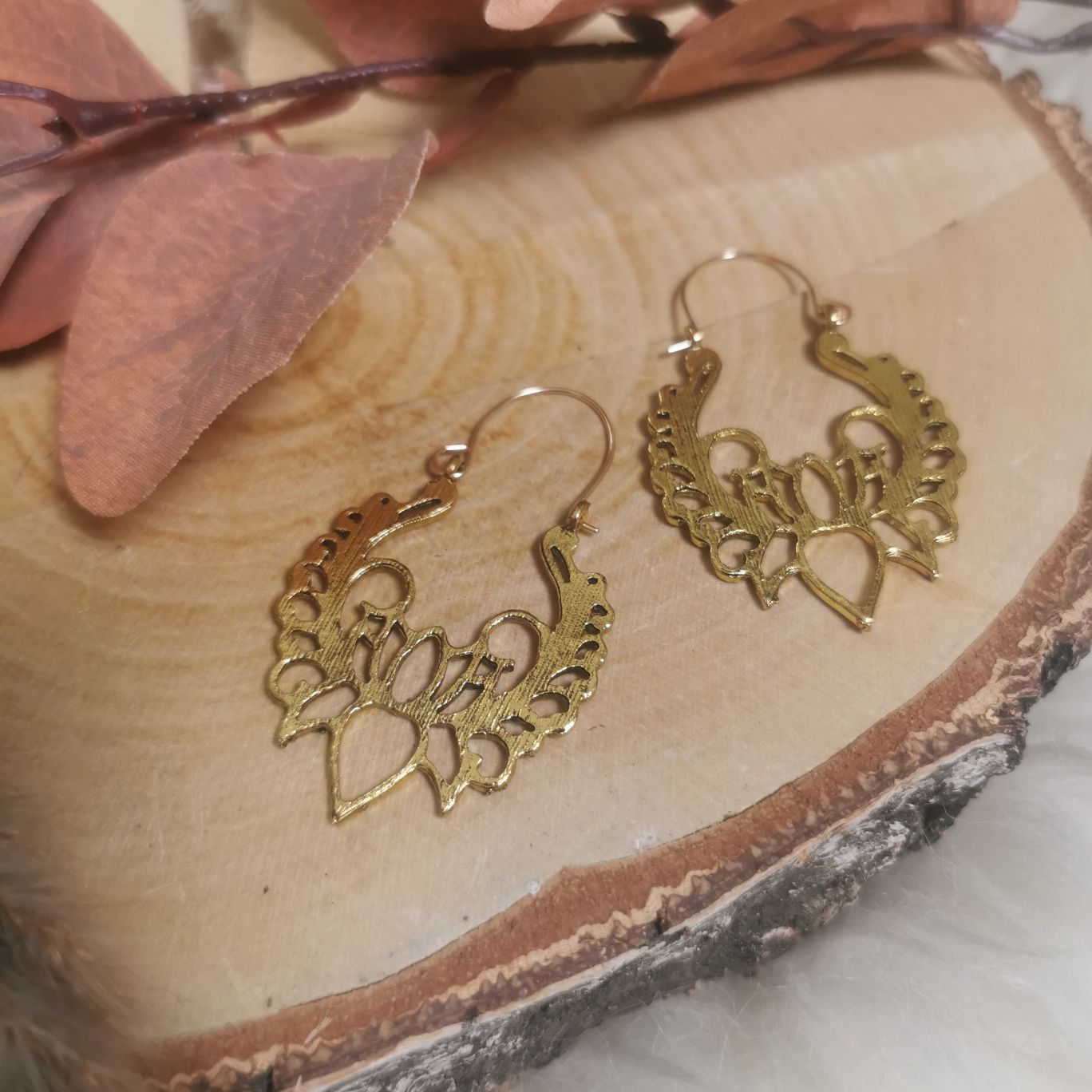 Boho Lotus Ohrringe in gold