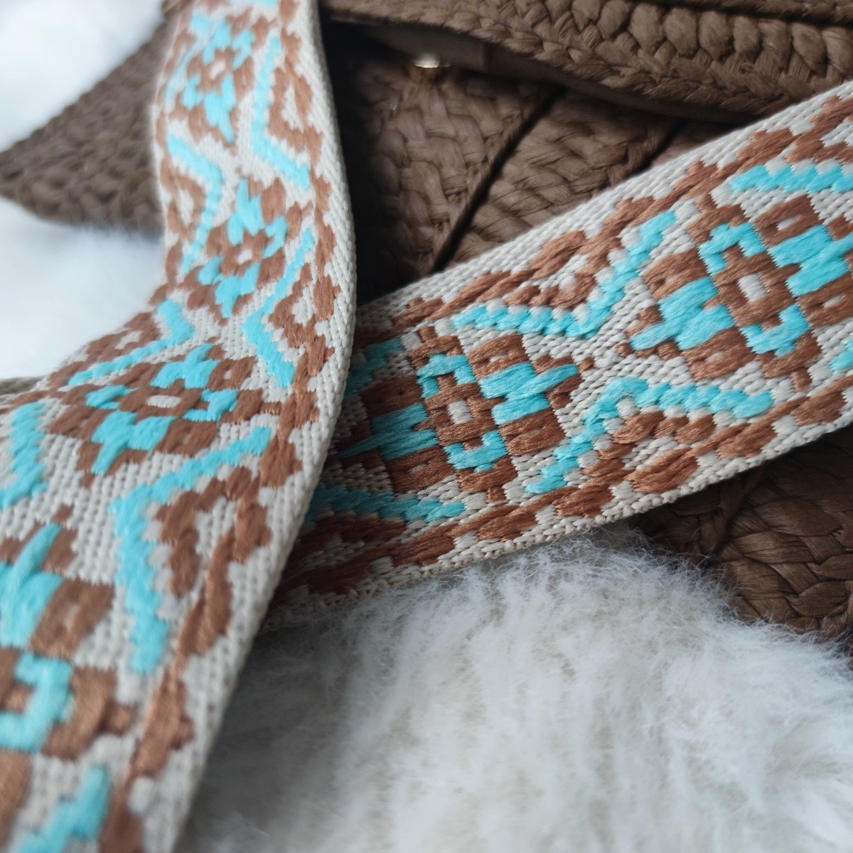 Handtasche Eda mit Hippie Taschenband
