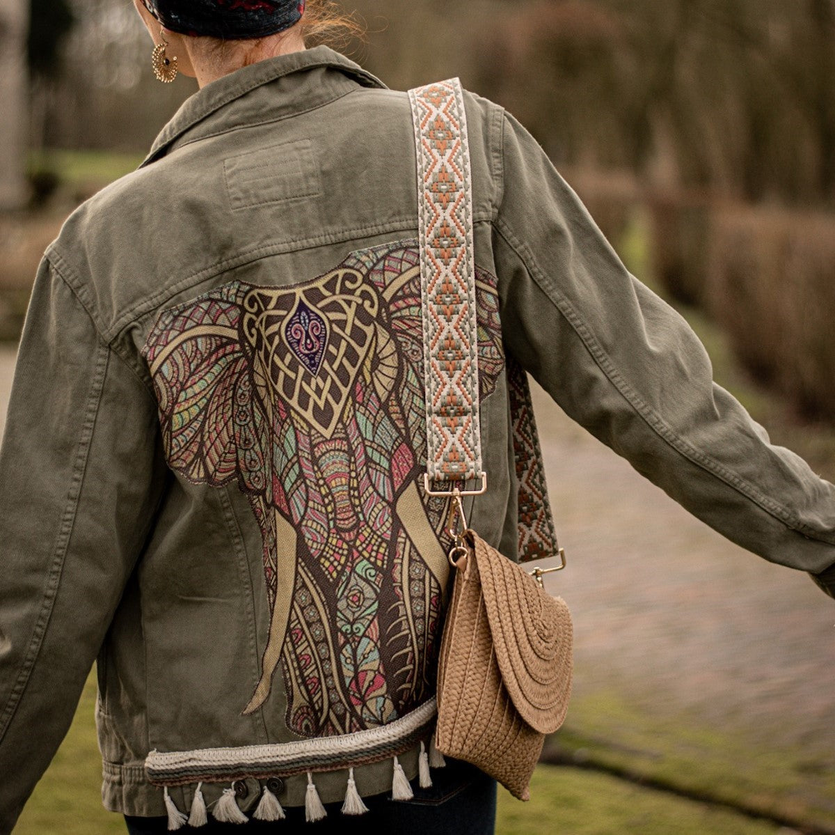 Upcycling mit DEINER Jeansjacke - Hippie Elefant
