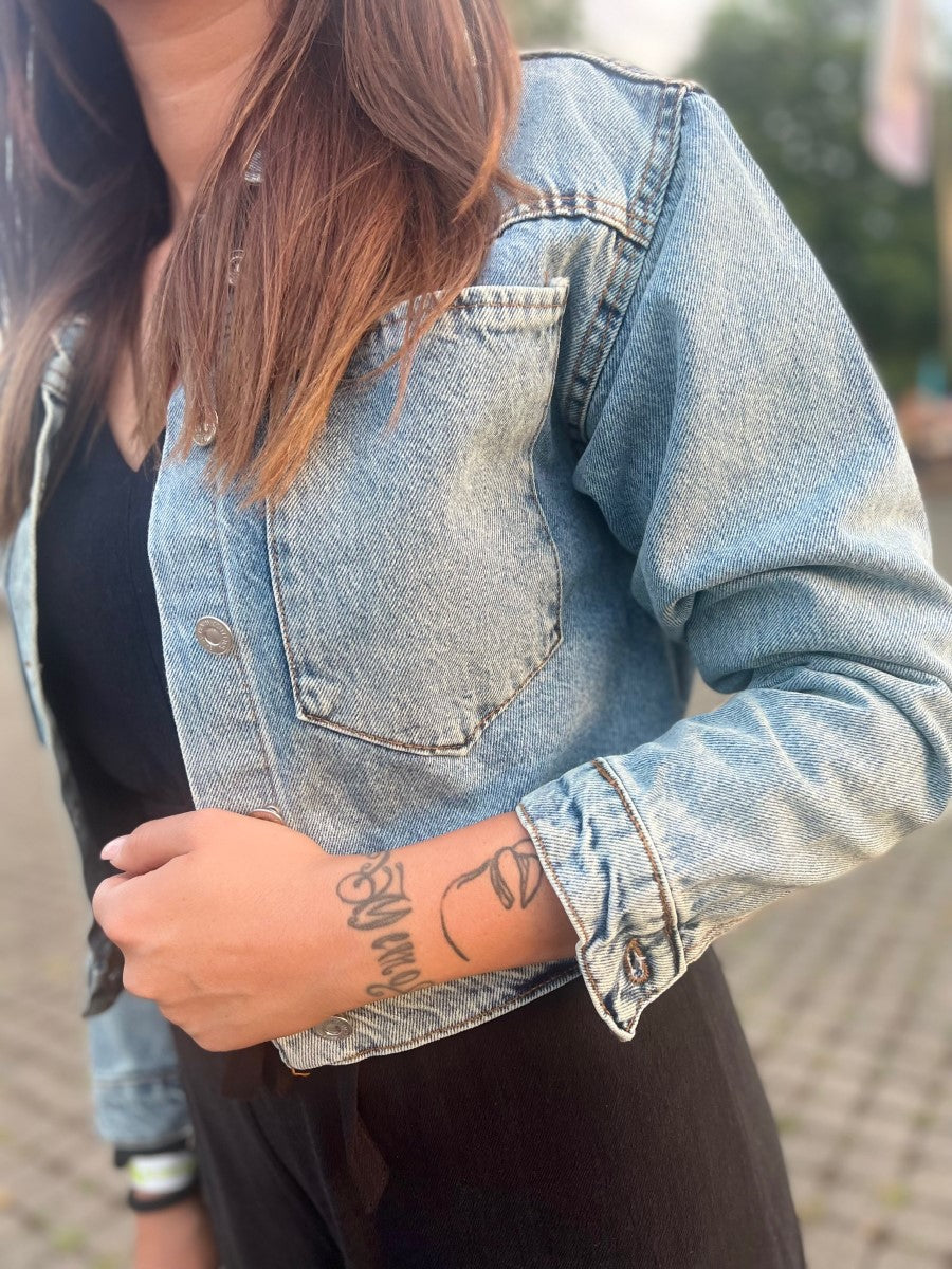 Deine Jeansjacke bei Bohia gestalten als Mandala hell blau