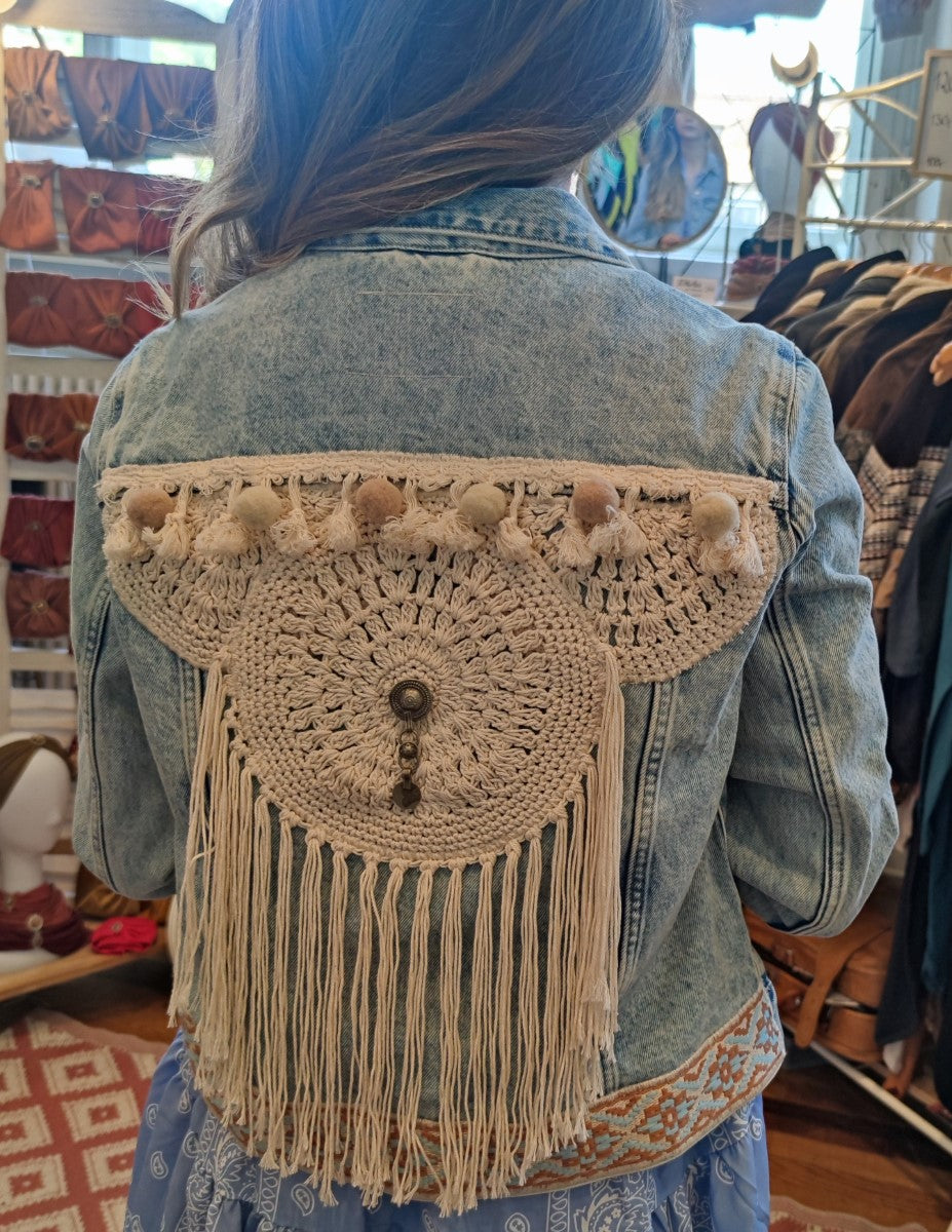 Deine Jeansjacke bei uns gestalten als Ibiza Makramee creme