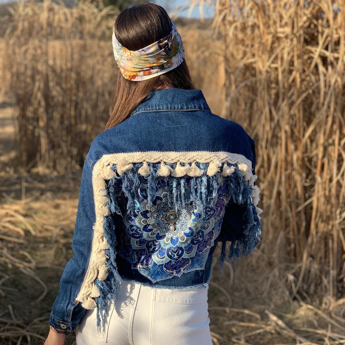 Deine Jeansjacke bei uns gestalten als The Love of Mandala Makramee blau statt 129€