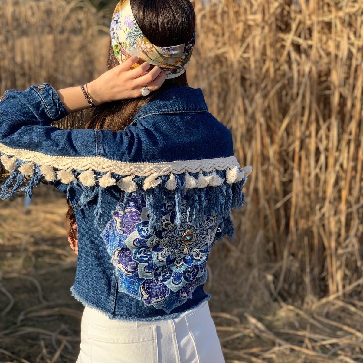 Deine Jeansjacke bei uns gestalten als The Love of Mandala Makramee blau statt 129€