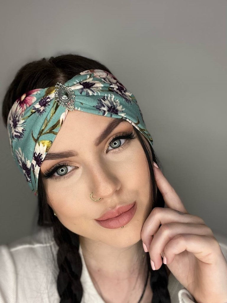 Pretty Haarband in türkis - mit Edelsteinen verziert