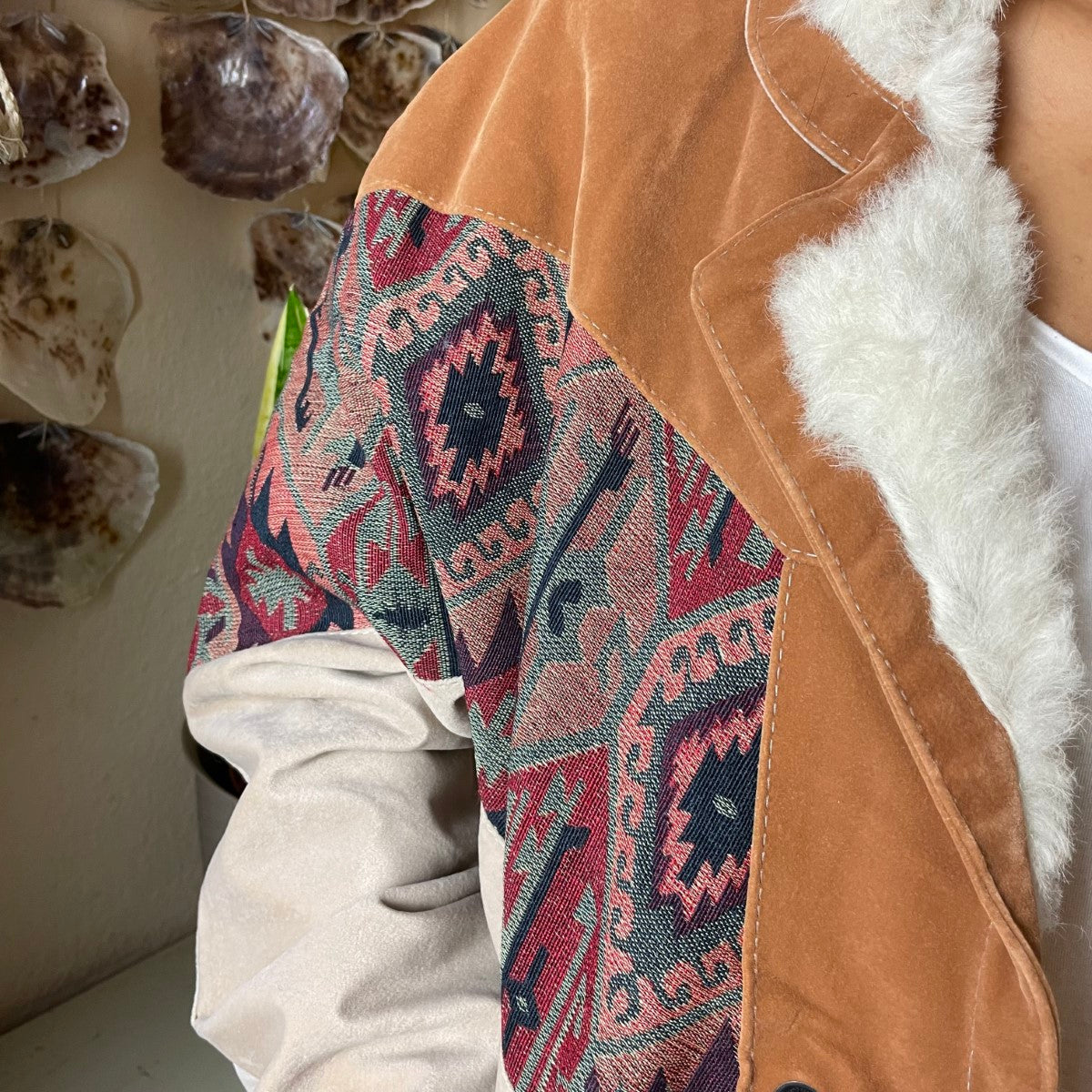 Boho Aztekenjacke Vintage Style 80er / 90er Vintage Jacke in beige / Caramelbraun